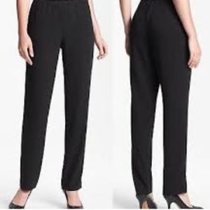 Eileen Fisher Tropical Weight Suiting Pants Women’s Size M Tapered Lightweight